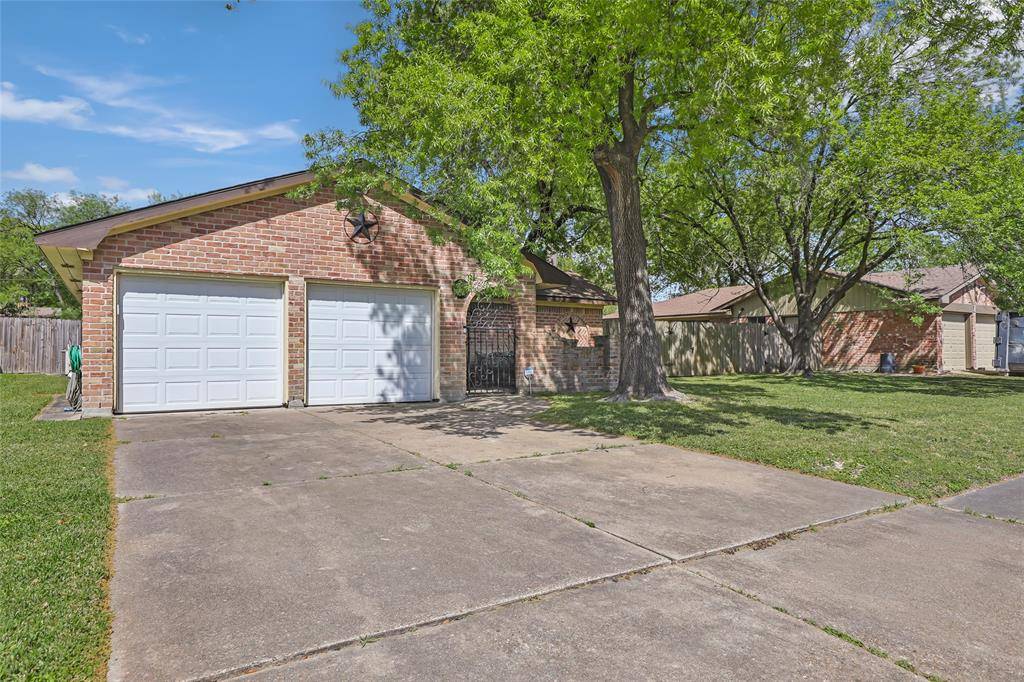 Houston, TX 77015,13847 Lantern LN