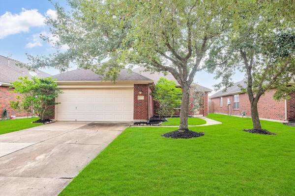 5513 Autumn Ash LN, Rosharon, TX 77583