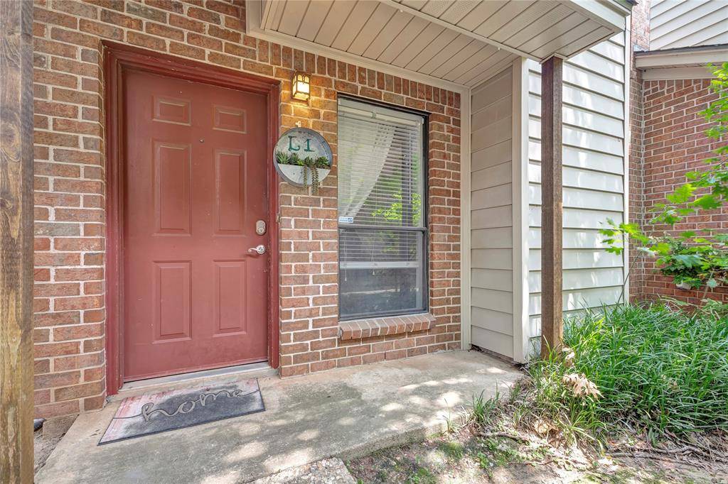 College Station, TX 77840,1904 Dartmouth ST #L1
