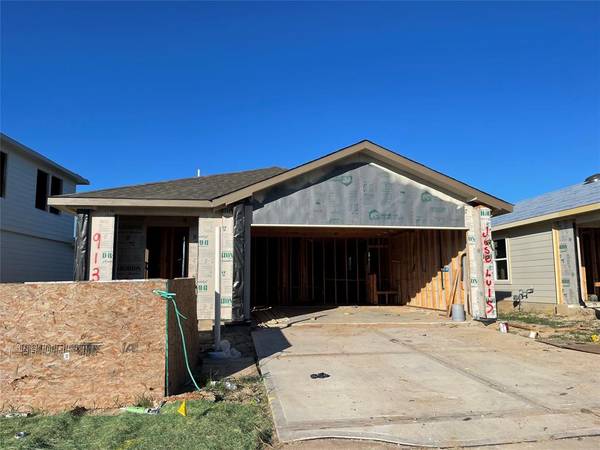 913 Kickapoo LN, College Station, TX 77845