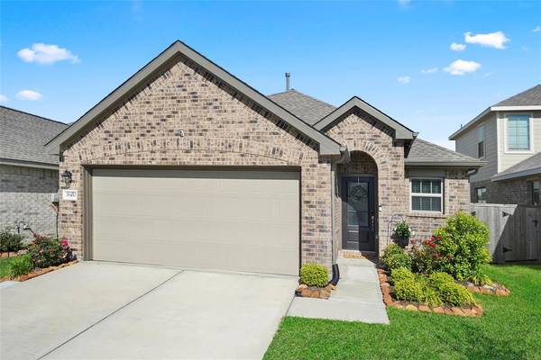 18450 Running Shadow CT, Hockley, TX 77447