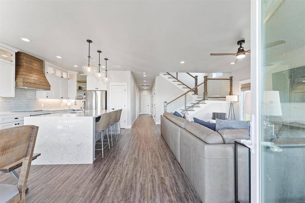 4003 Mitote DR, Galveston, TX 77554