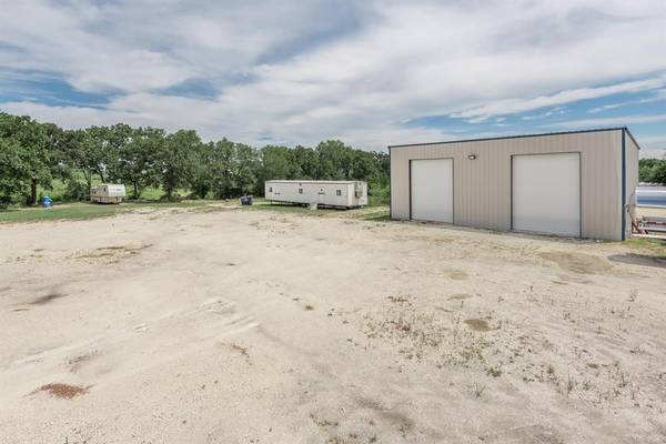 4759 I-45 S, Madisonville, TX 77864