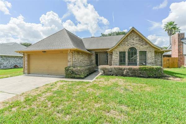 3722 Pine Cone TRL, Pasadena, TX 77505