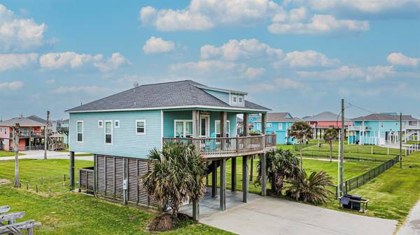 942 Olive, Crystal Beach, TX 77650