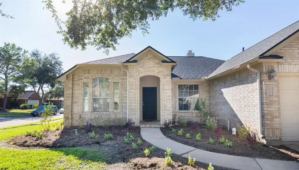 17238 Maple HOLW, Sugar Land, TX 77498