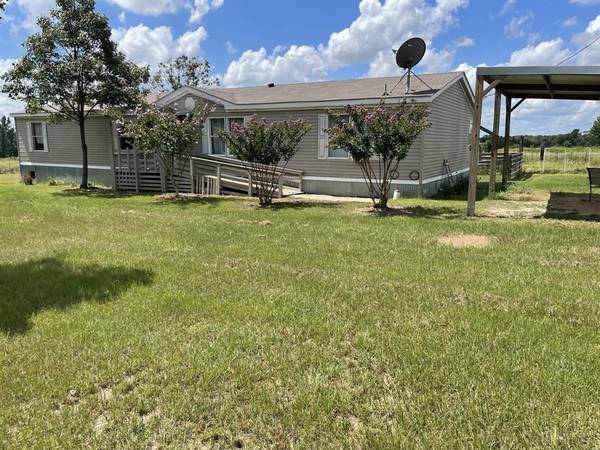 521 County Road 3070, Crockett, TX 75835