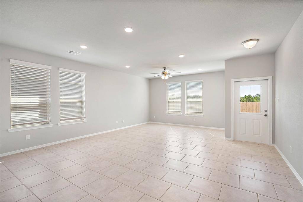Fulshear, TX 77441,7911 Royal Palm DR
