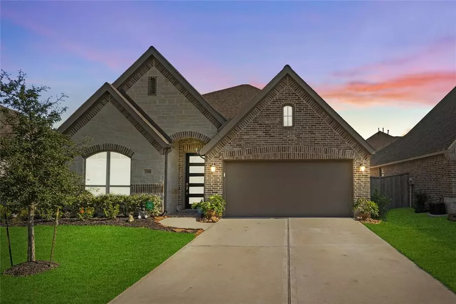 23626 Sage Villa Dr DR, New Caney, TX 77357