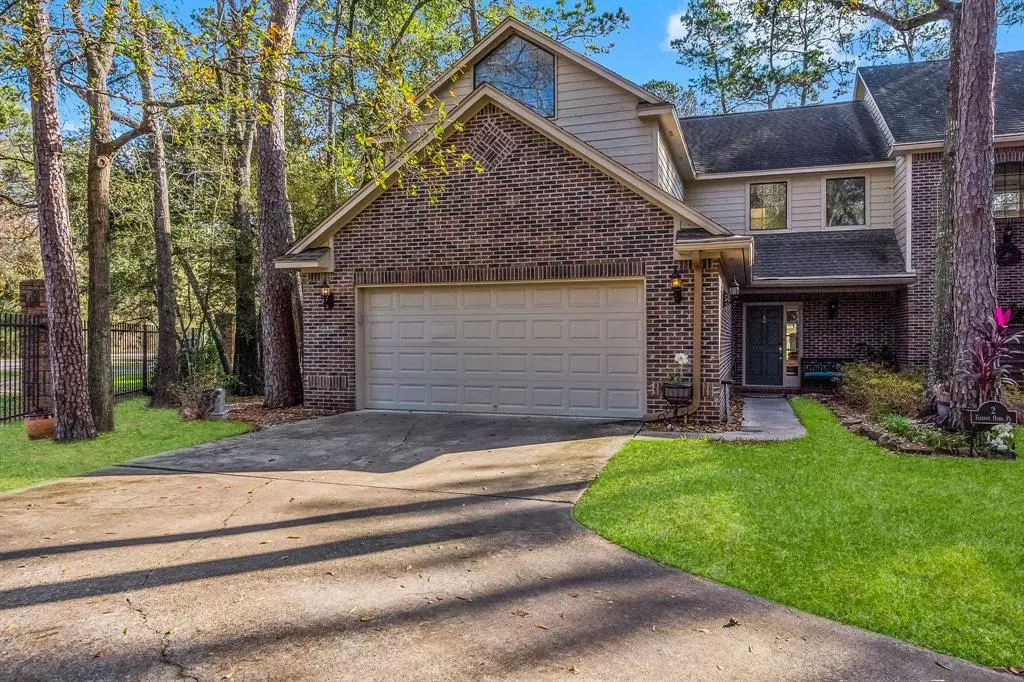 The Woodlands, TX 77380,2 Fairway Oaks PL