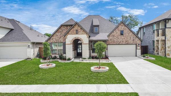 4723 Great Acre LN, Fresno, TX 77545