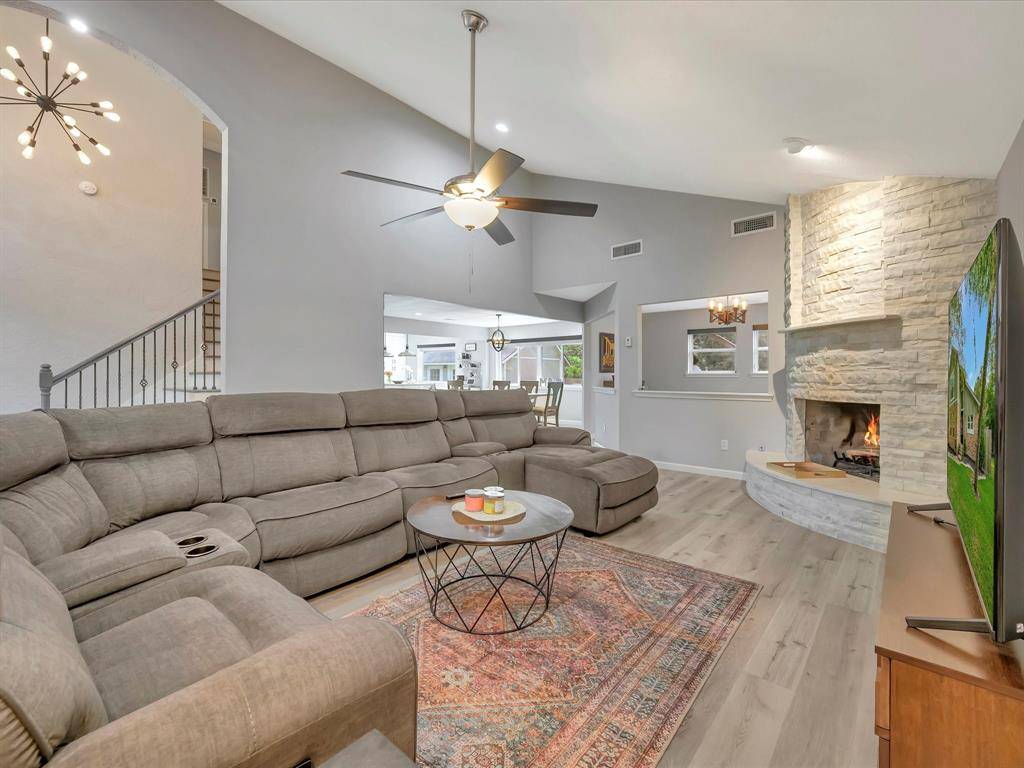 Friendswood, TX 77546,5346 Appleblossom LN
