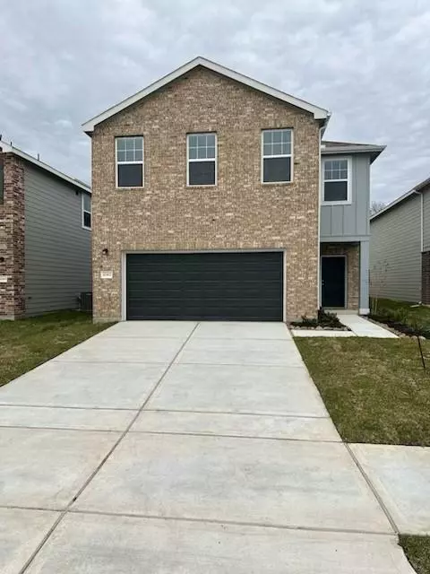 10167 Tiger Flower LN, Houston, TX 77016