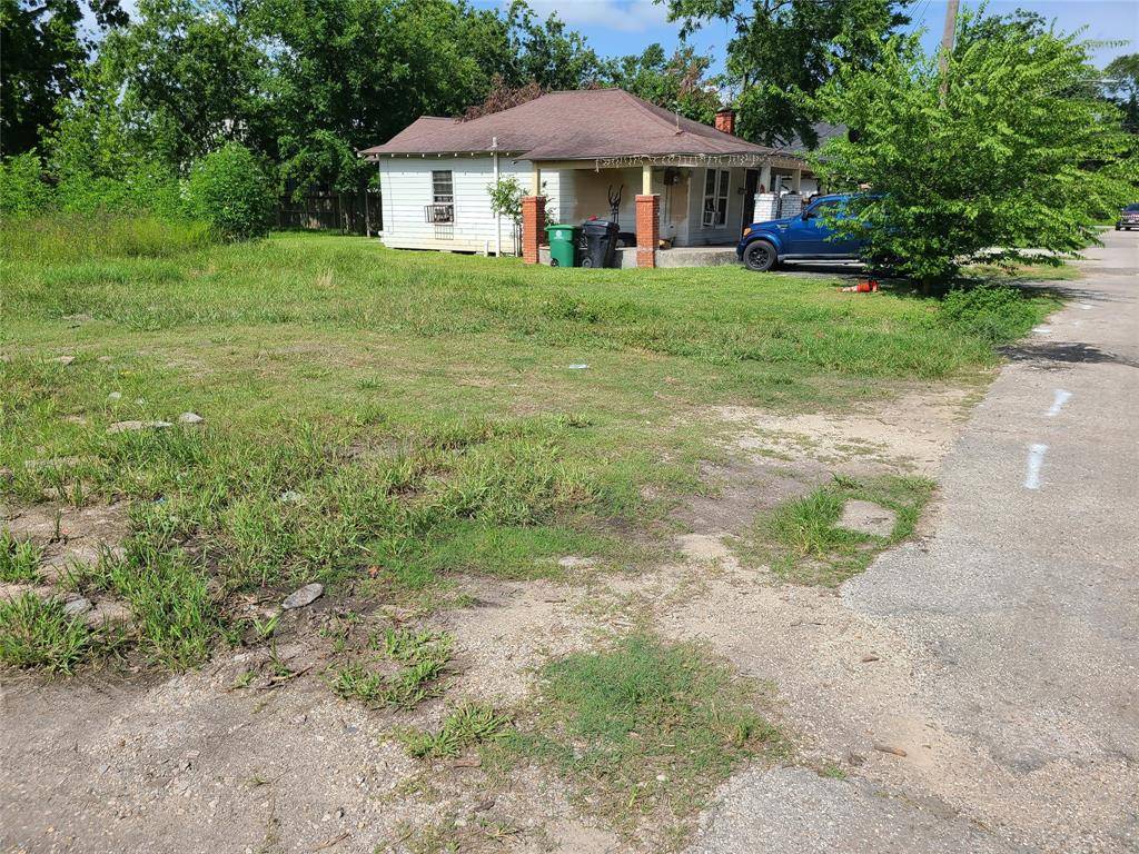 Houston, TX 77026,2929 Brewster ST