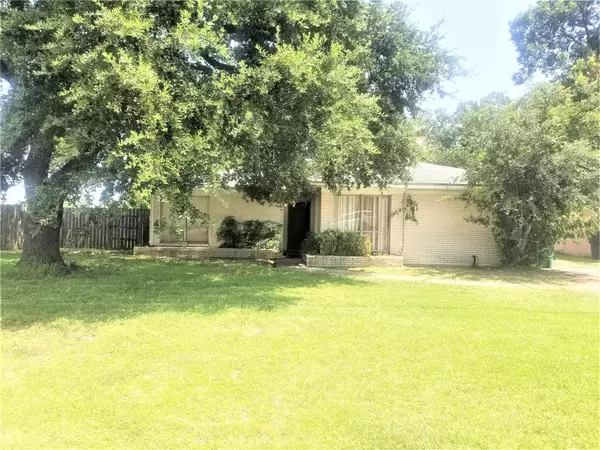 3611 Weaver RD, Houston, TX 77093