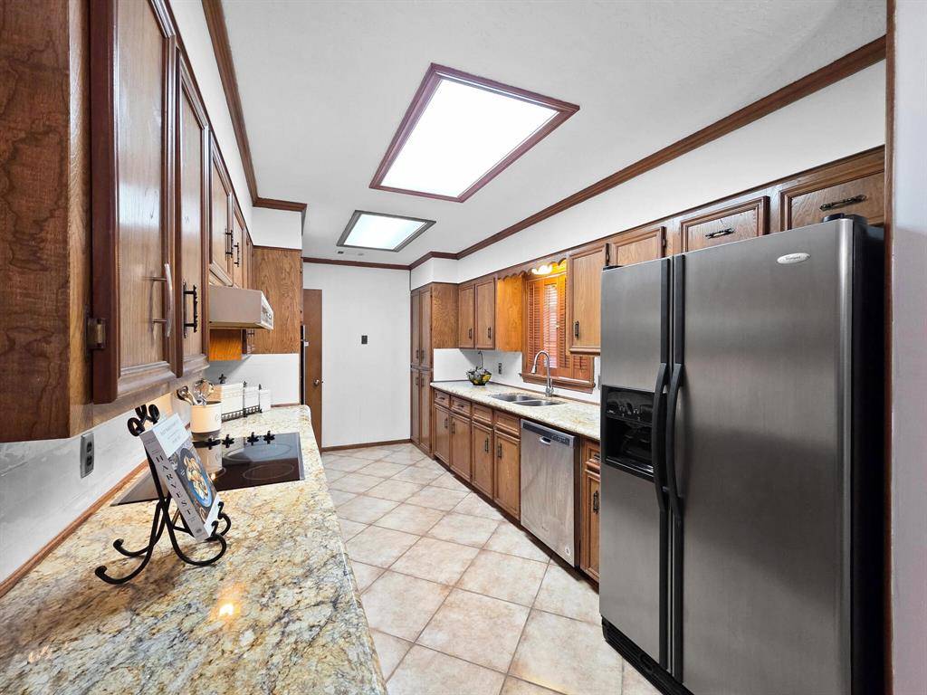 Beaumont, TX 77706,1940 Sams Way