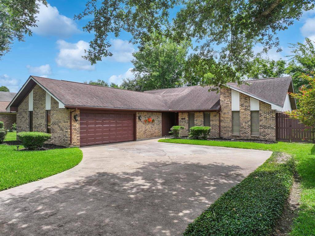 1940 Sams Way, Beaumont, TX 77706