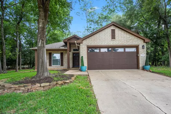 3038 Willowbend RD, Montgomery, TX 77356