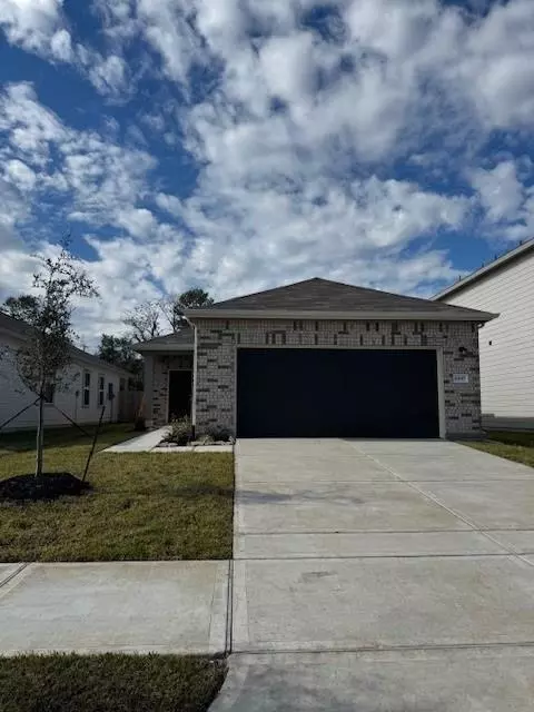 Houston, TX 77016,10107 Tiger Flower LN