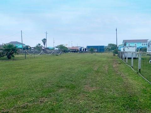 Crystal Beach, TX 77650,935 E Verdia ST