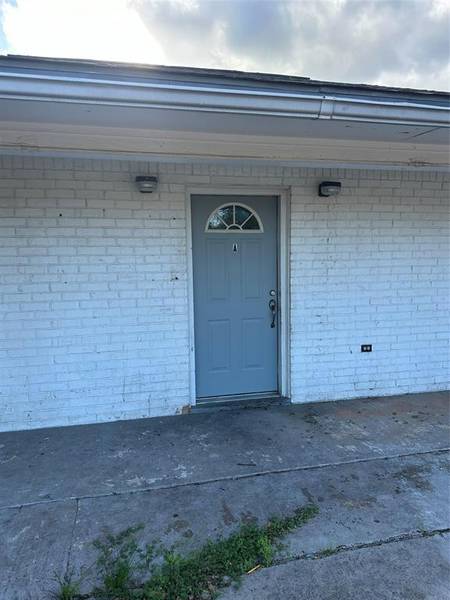 114 Main ST, Daisetta, TX 77328