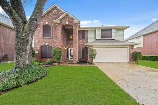 2203 Alexander LN, Pearland, TX 77581