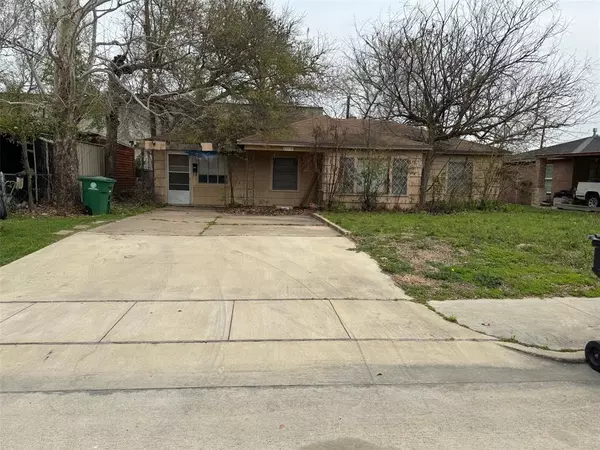 11530 Shoshone RD, Houston, TX 77055