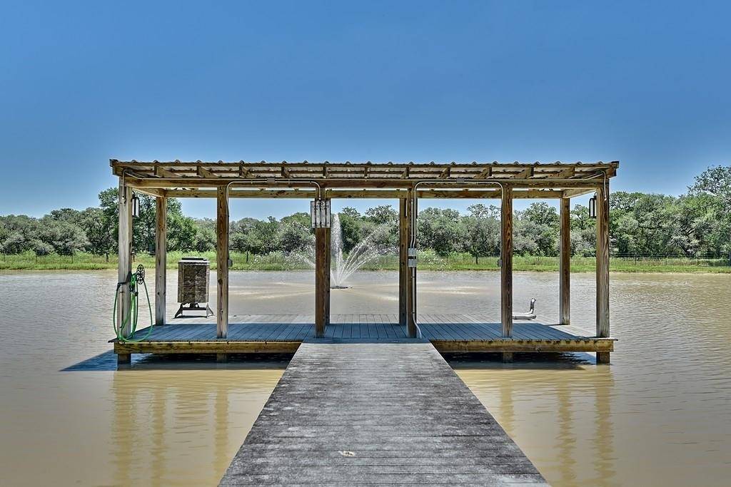Sheridan, TX 77475,1035 County Road 255 S