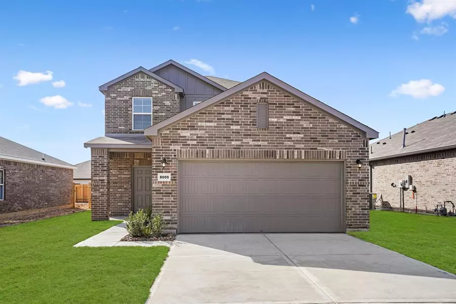 8005 Chipper LN, Navasota, TX 77868