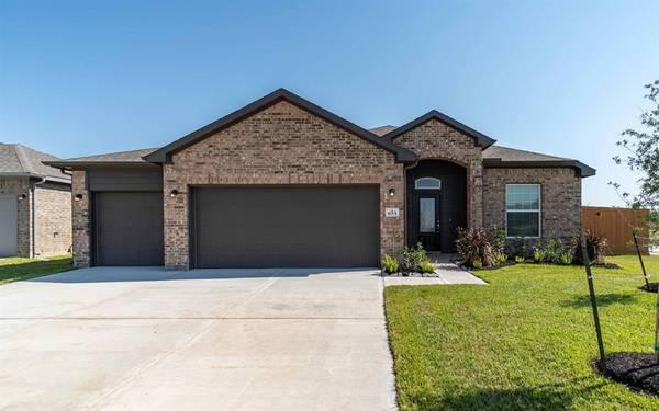 653 Canadian TRL, Dayton, TX 77535