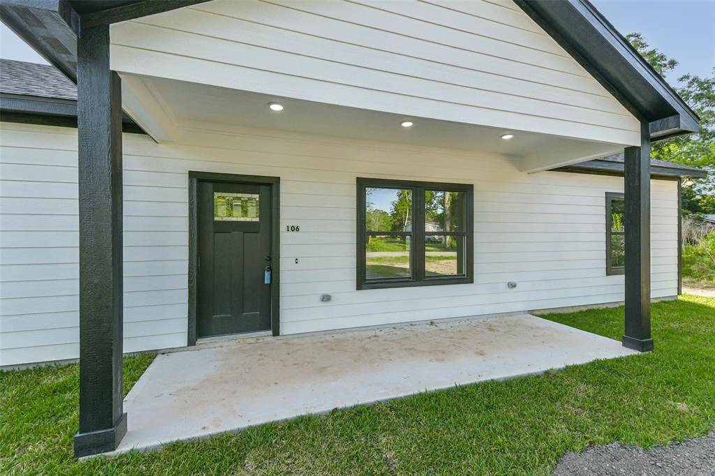 Splendora, TX 77372,106 County Road 3704