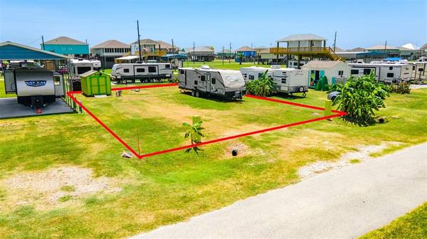 138 Bud DR, Crystal Beach, TX 77650