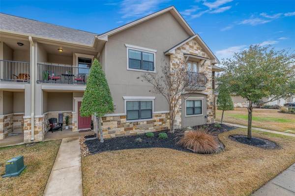 1441 Buena Vista, College Station, TX 77845