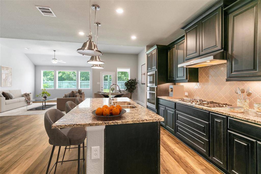22099 Volante DR,  Spring,  TX 77386