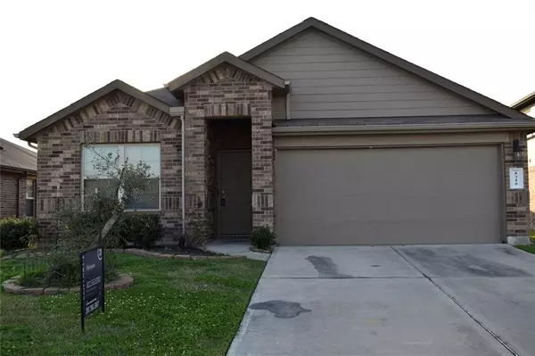 8310 Rose Petals LN, Rosharon, TX 77583