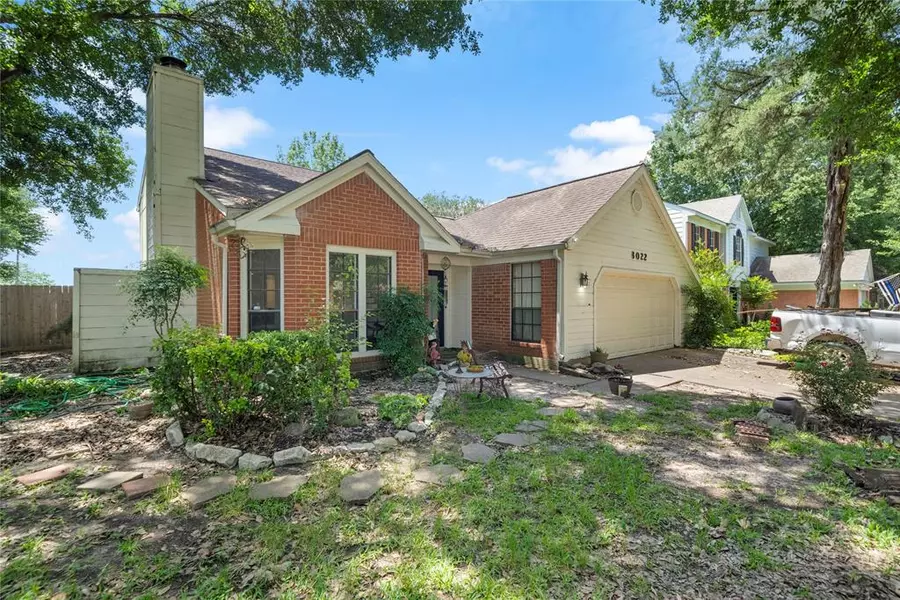 8022 Pine Falls DR, Houston, TX 77095