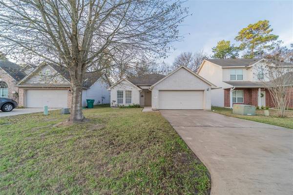 990 Oak Glen DR, Conroe, TX 77378