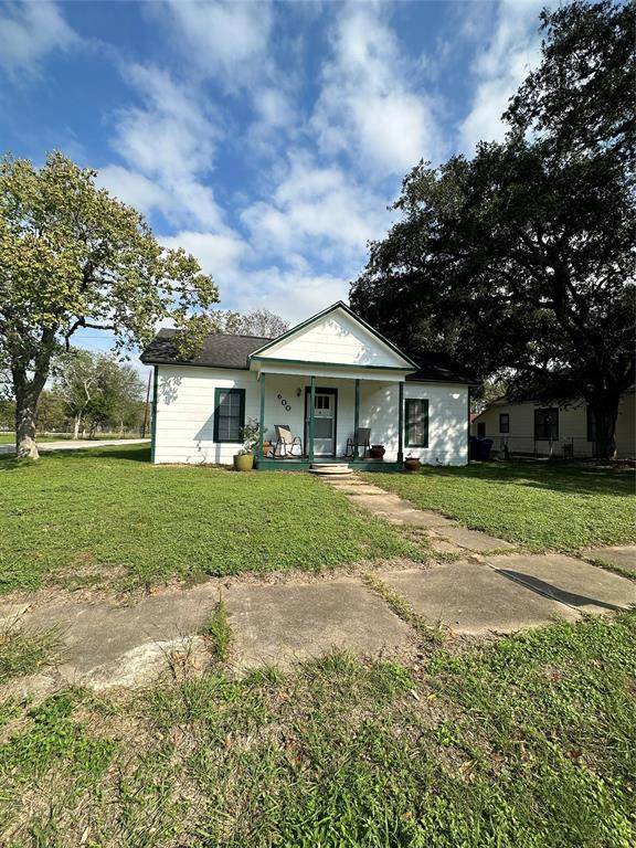 Eagle Lake, TX 77434,600 E Prairie AVE