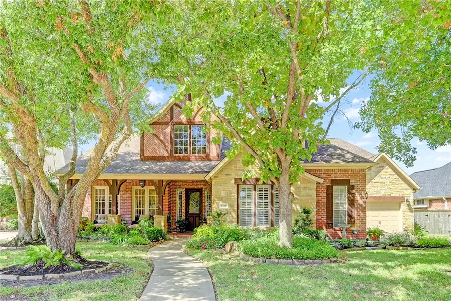 1607 FOREST FERN COURT, Sugar Land, TX 77479