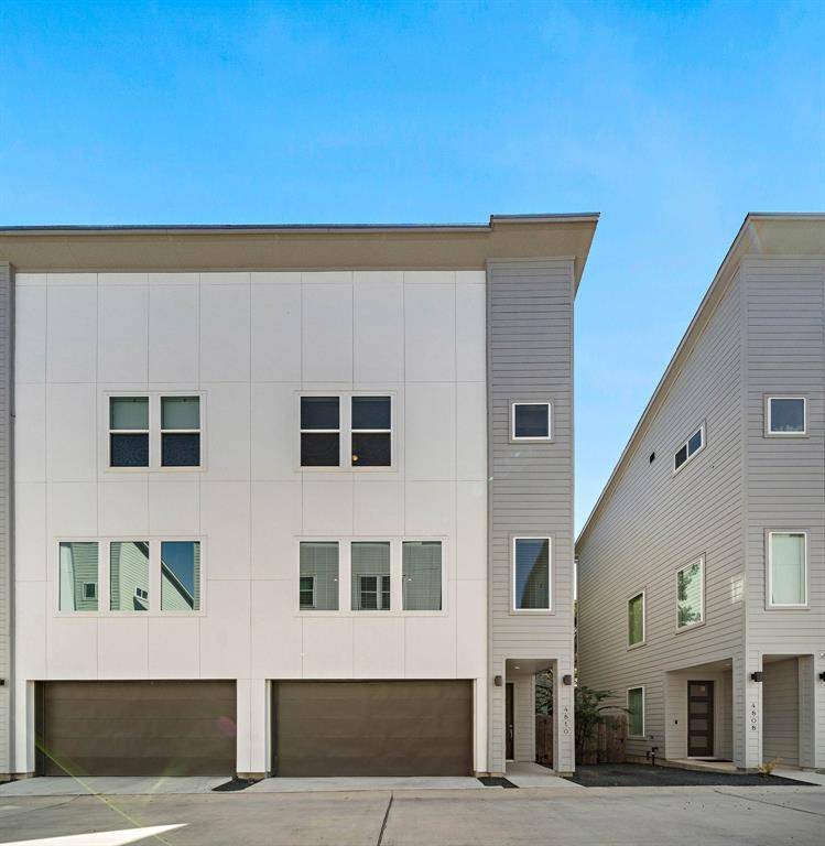 4810 Martin Oaks LN, Houston, TX 77018