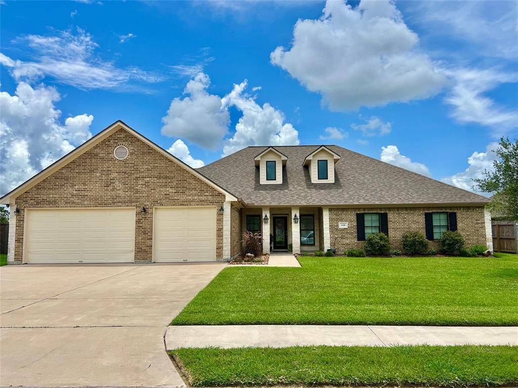 1216 Laurel LOOP, Angleton, TX 77515