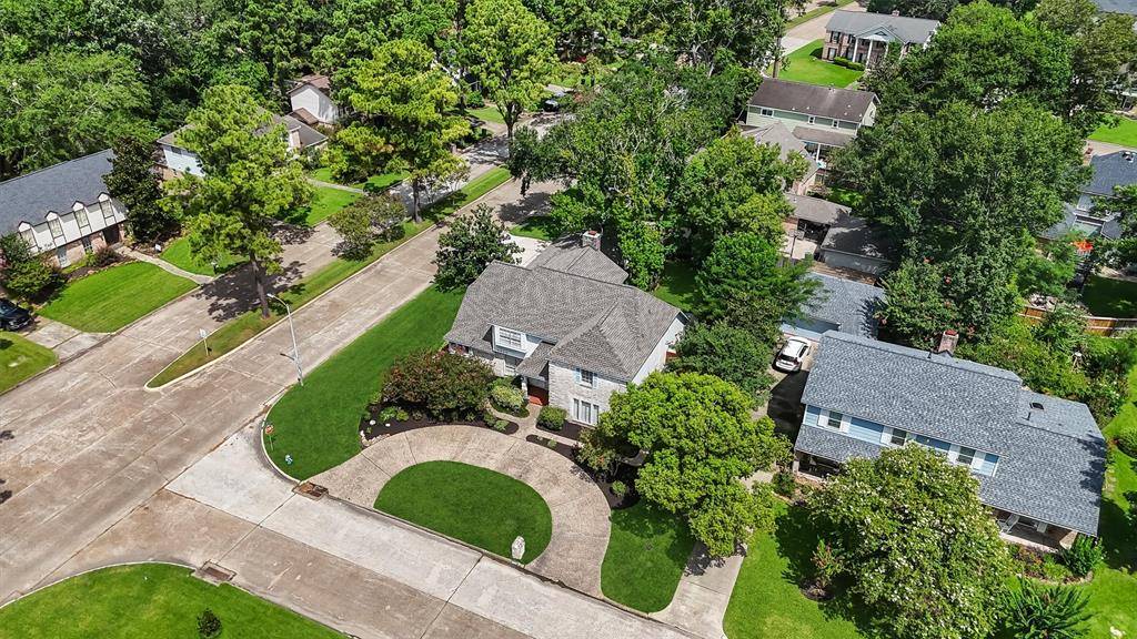 Humble, TX 77346,8003 Hurst Forest DR