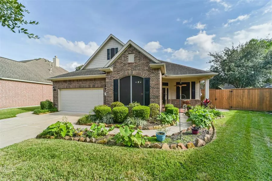 1404 Monaldo CT, Pearland, TX 77581