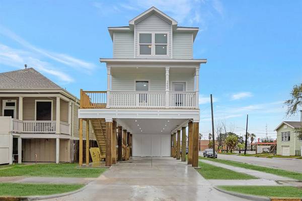 3002 Avenue K, Galveston, TX 77550