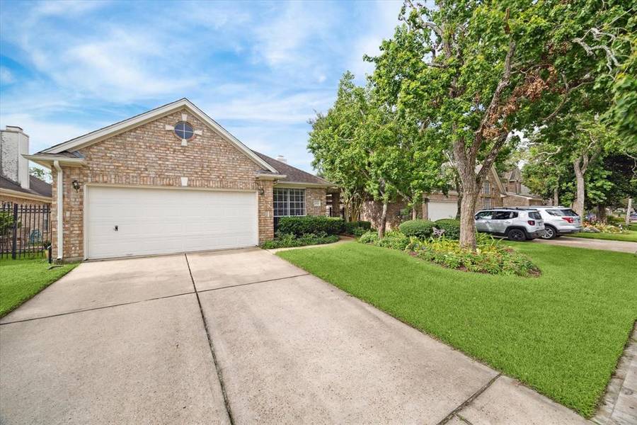 3922 Fordham Park CT, Pasadena, TX 77058