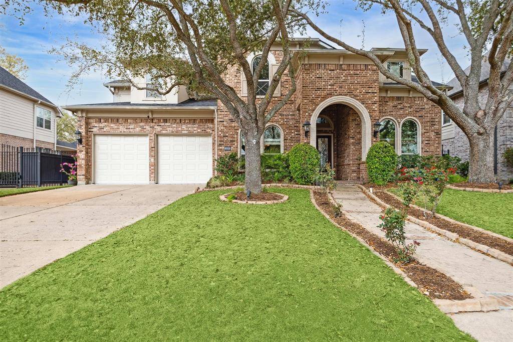 3310 Louvre LN S, Houston, TX 77082