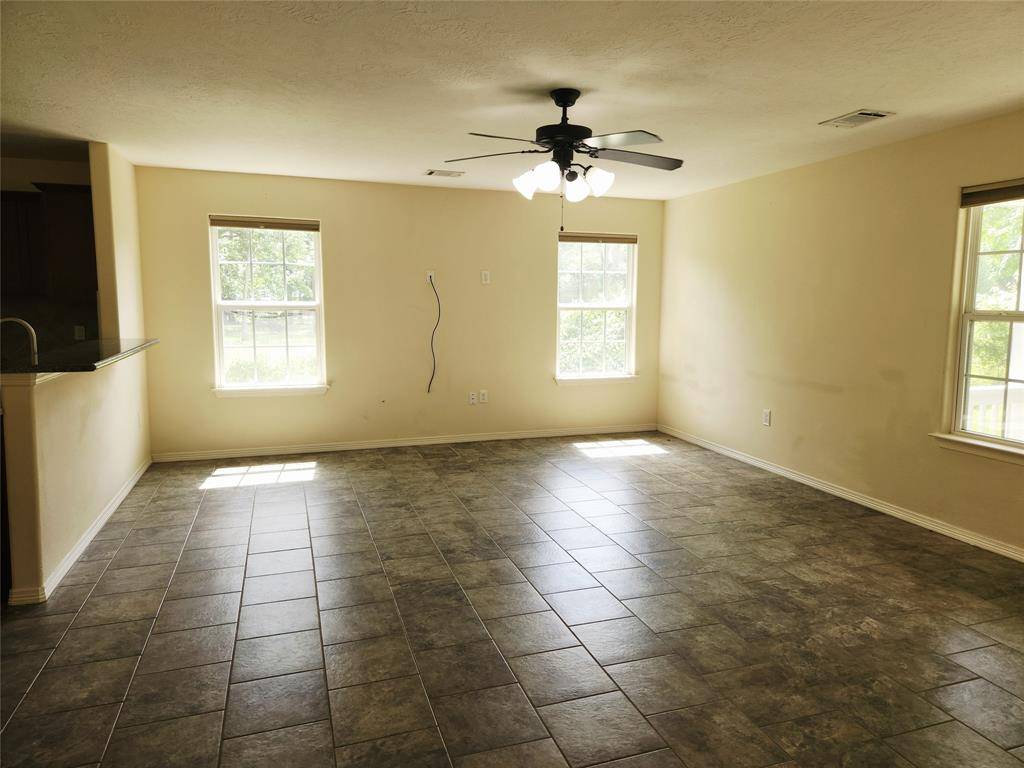 Splendora, TX 77372,26165 Magnolia DR