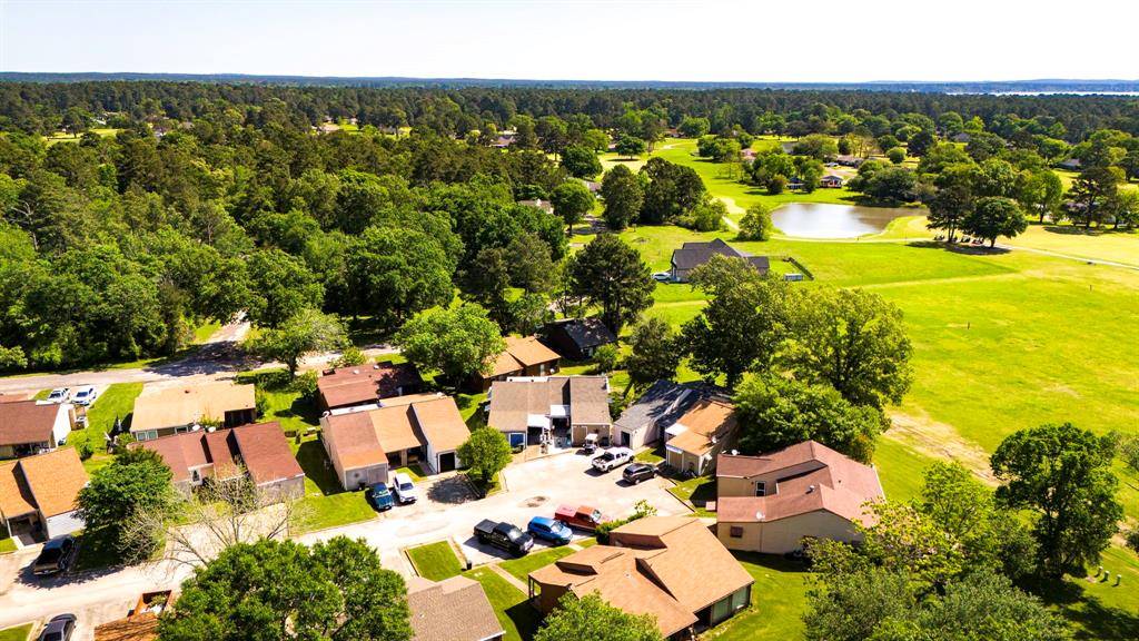 17 Townhouse LN, Trinity, TX 75862