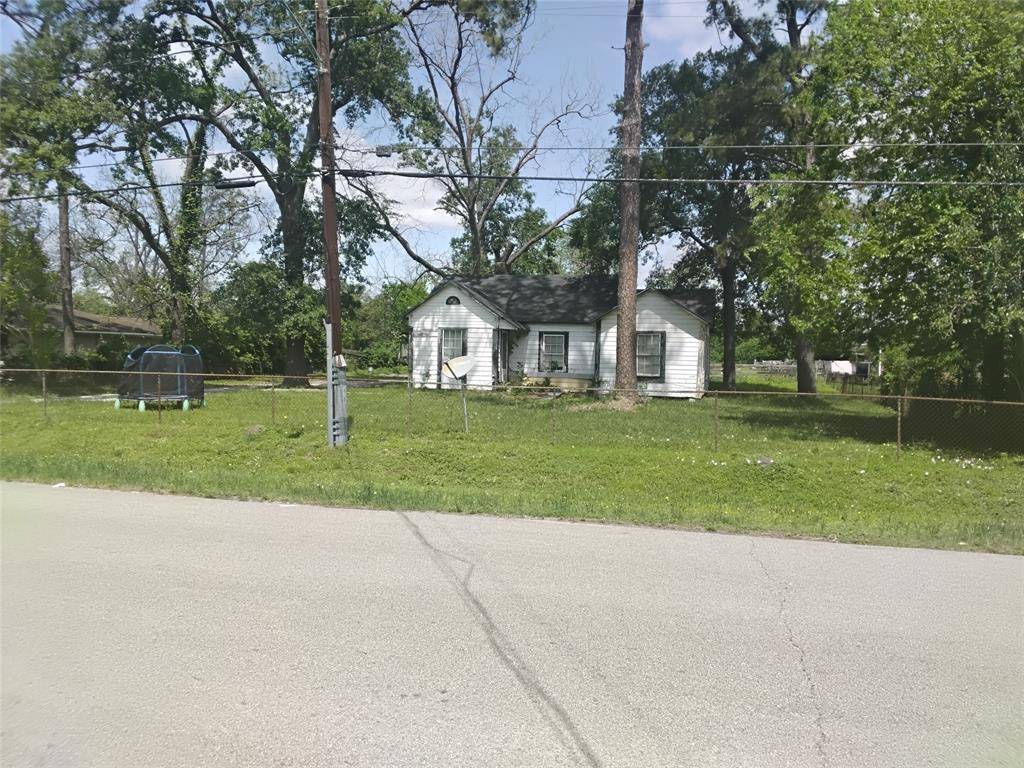 Houston, TX 77028,7407 Banyan ST