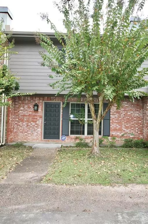 3207 Sycamore, Bay City, TX 77414